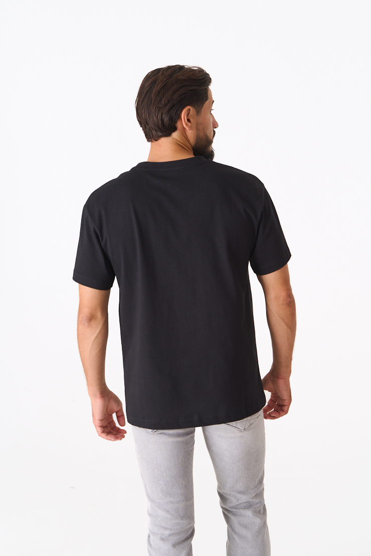 Футболка зі 100% бавовни середньої щільності 