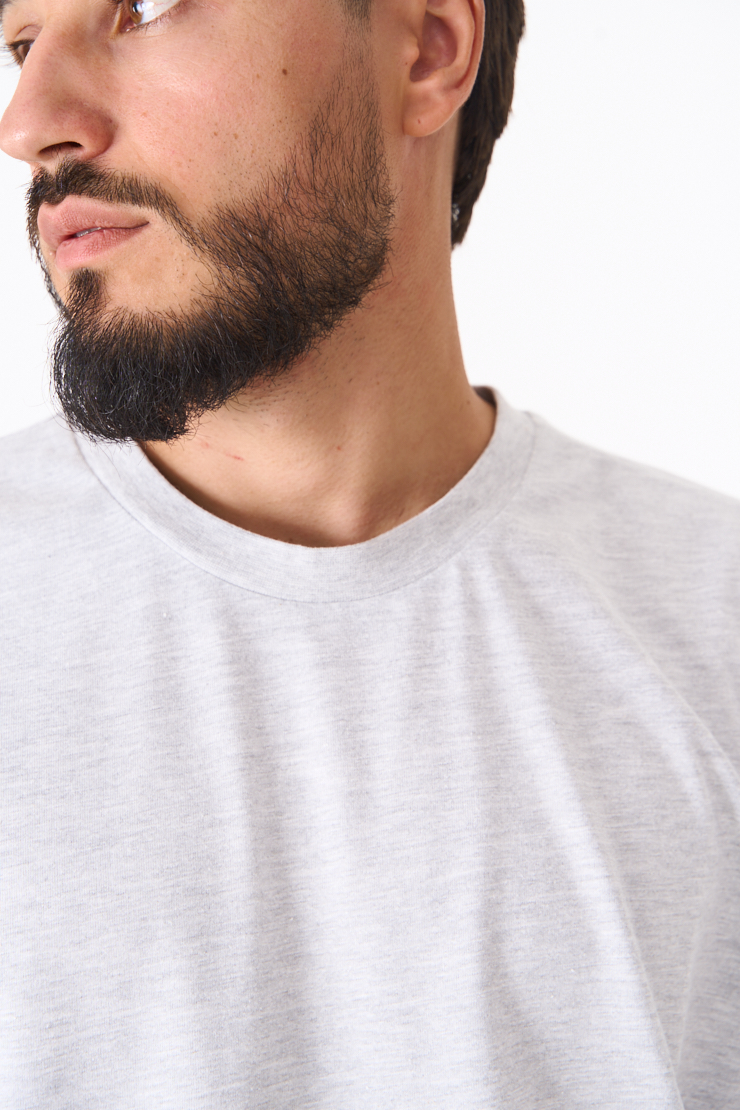 Футболка зі 100% бавовни середньої щільності 