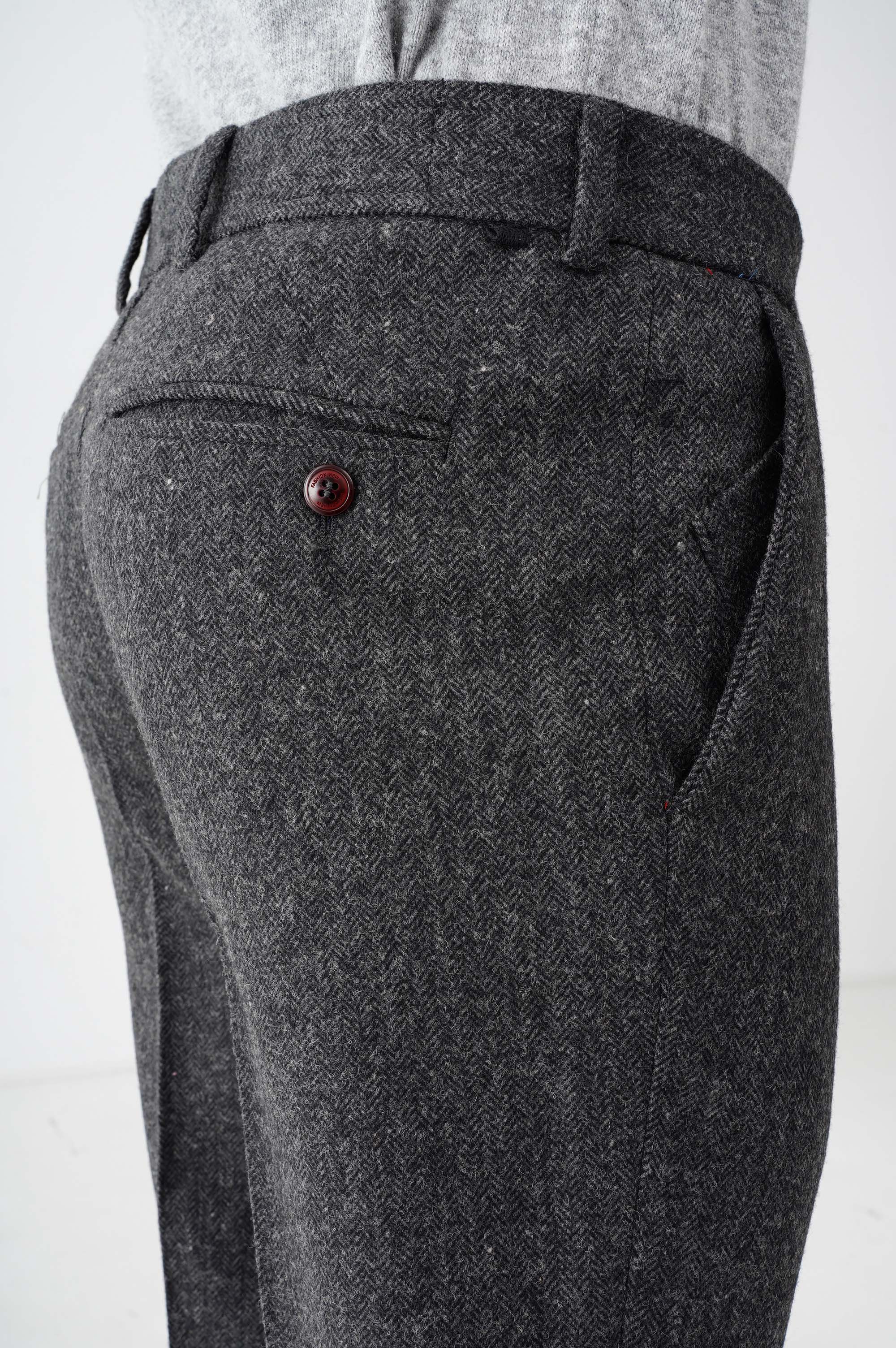 Звужені штани з вовною