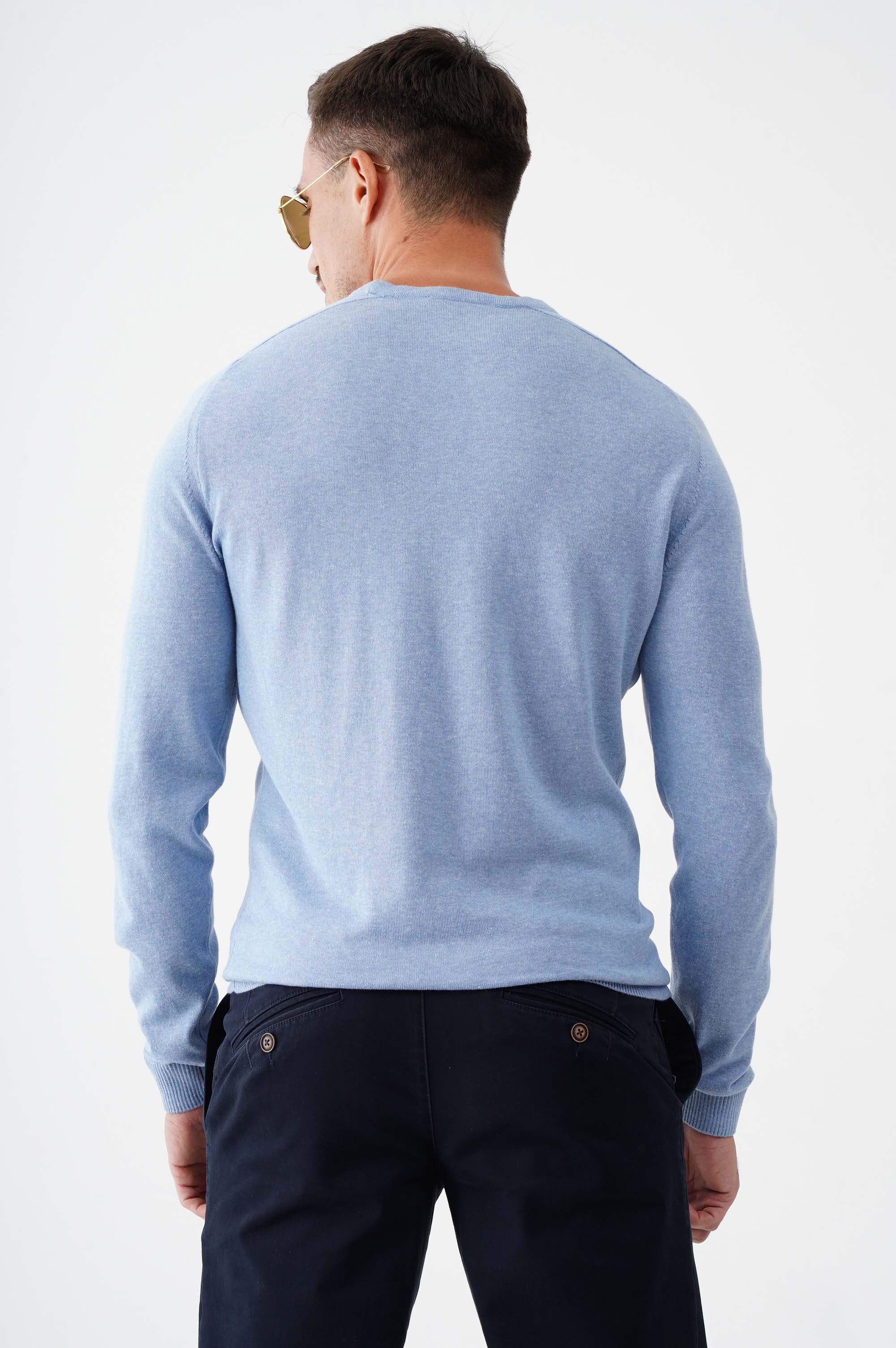 Светр на основі вовни