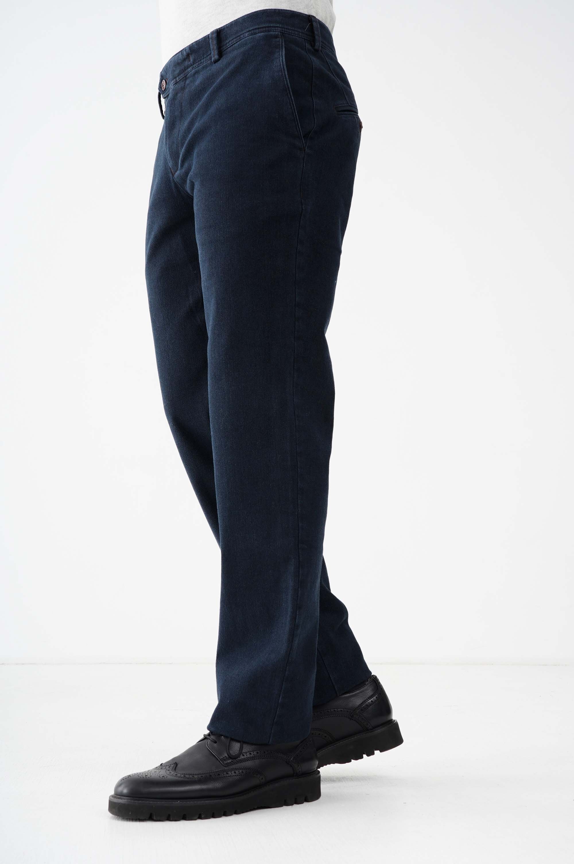 Штани вузького крою