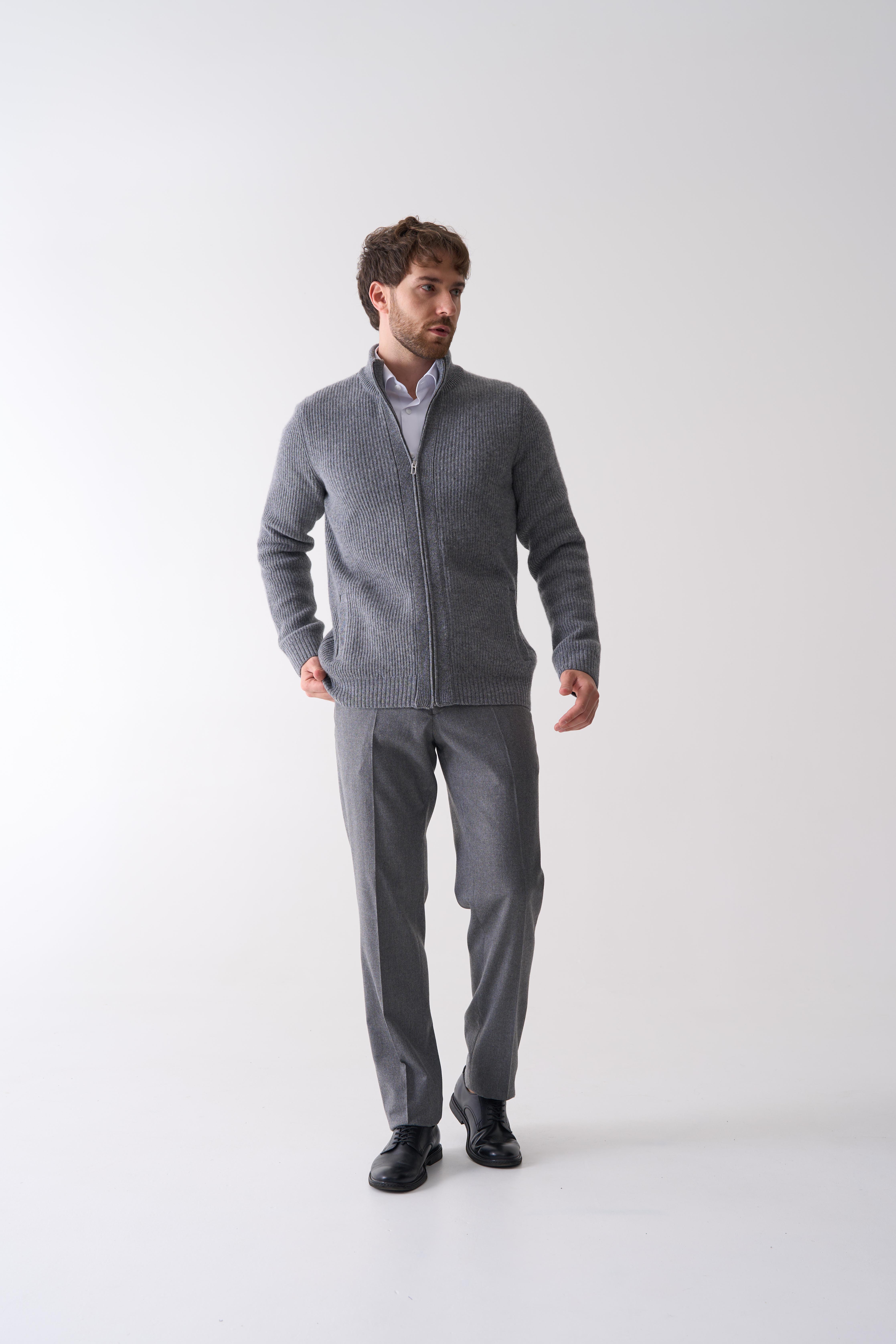 Кардиган на основі вовни