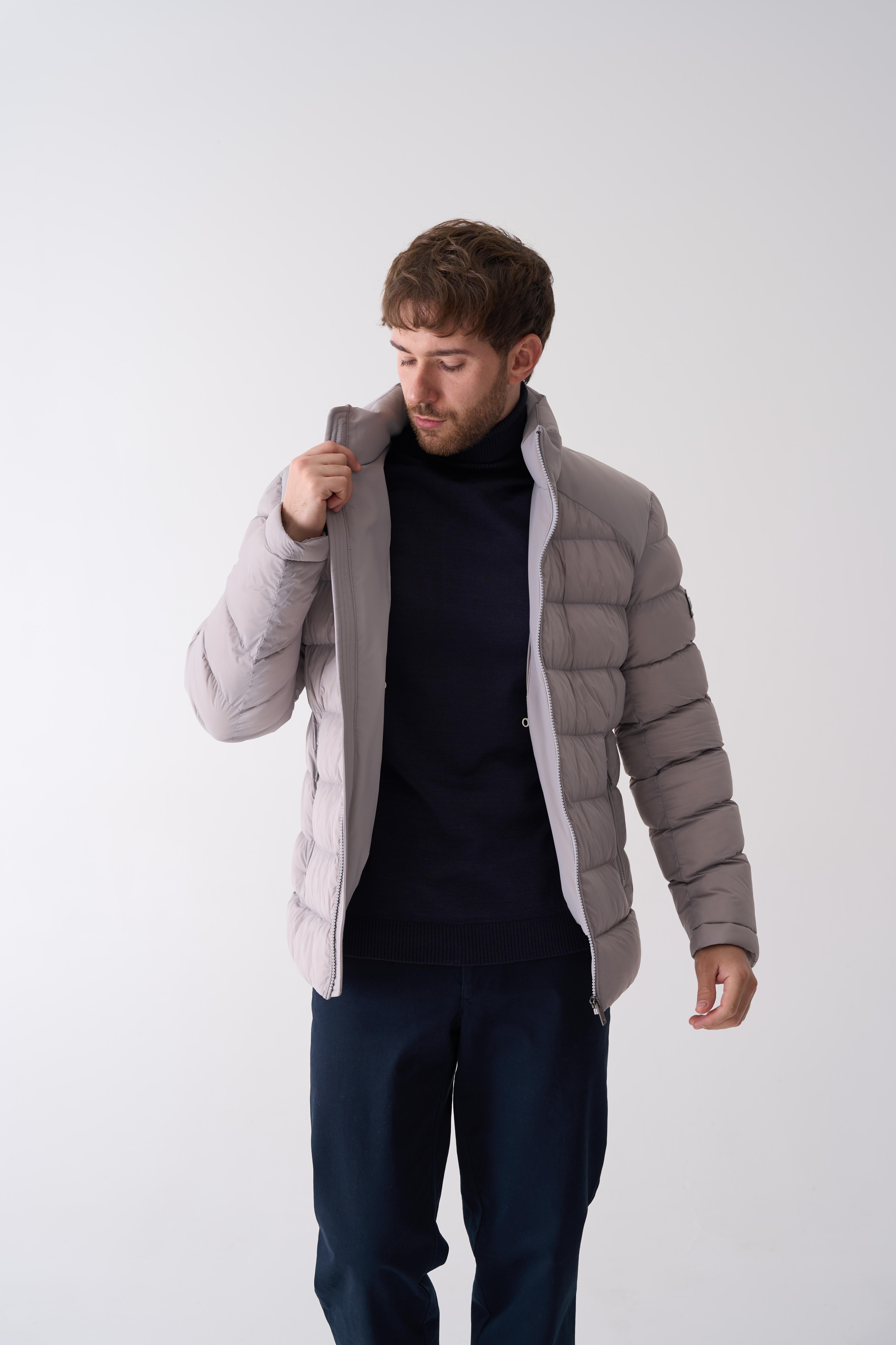 Куртка на утеплювачі