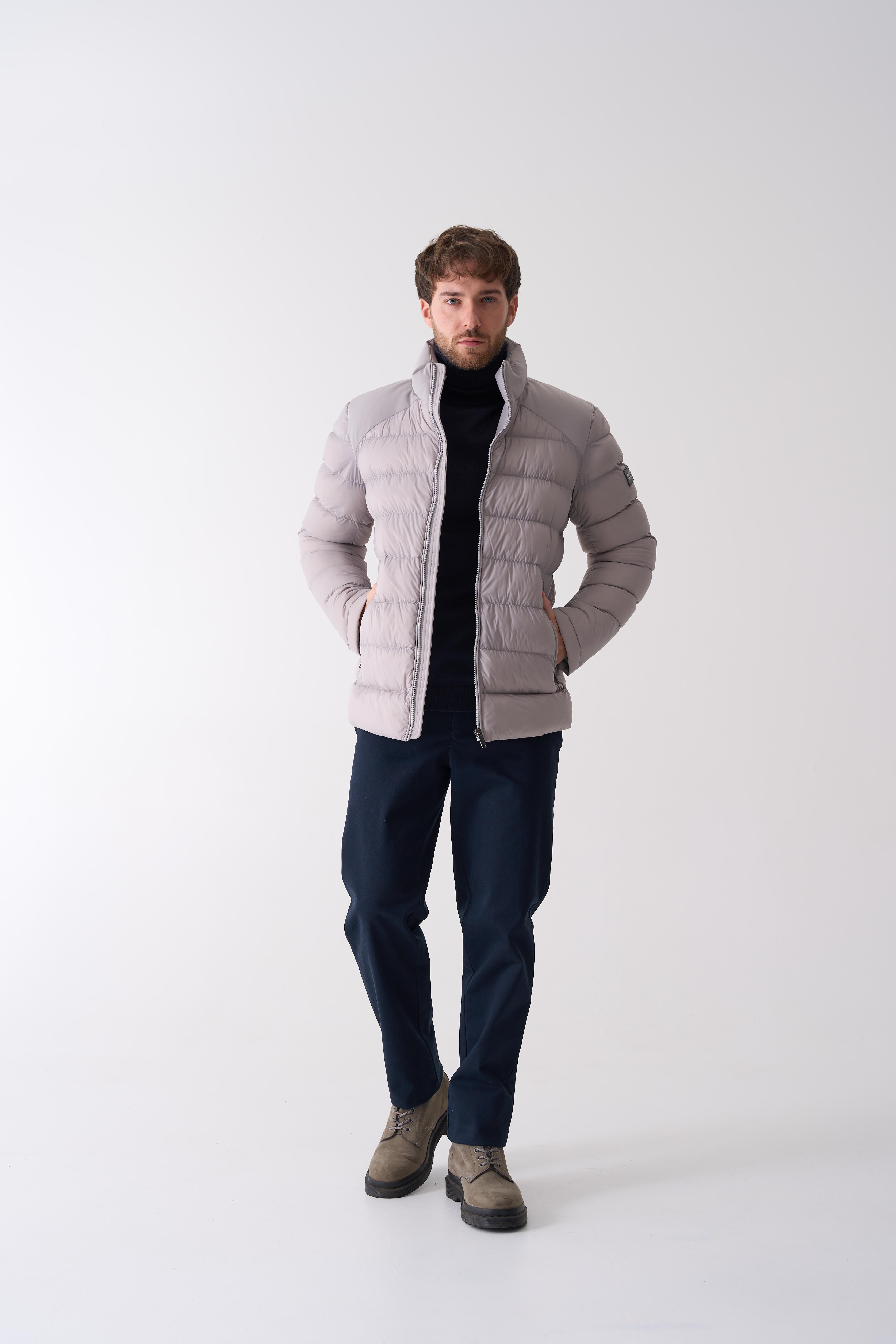 Куртка на утеплювачі