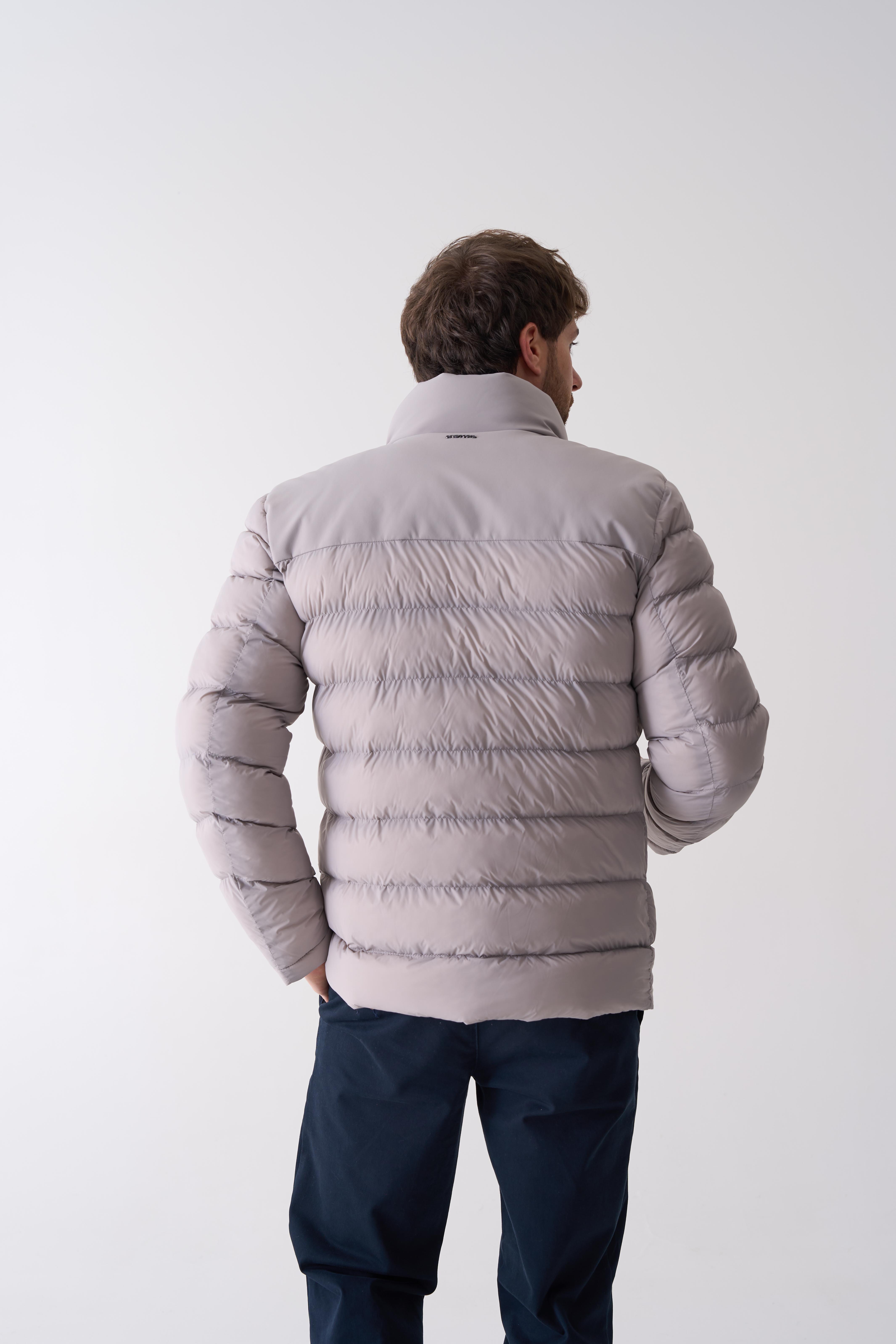 Куртка на утеплювачі