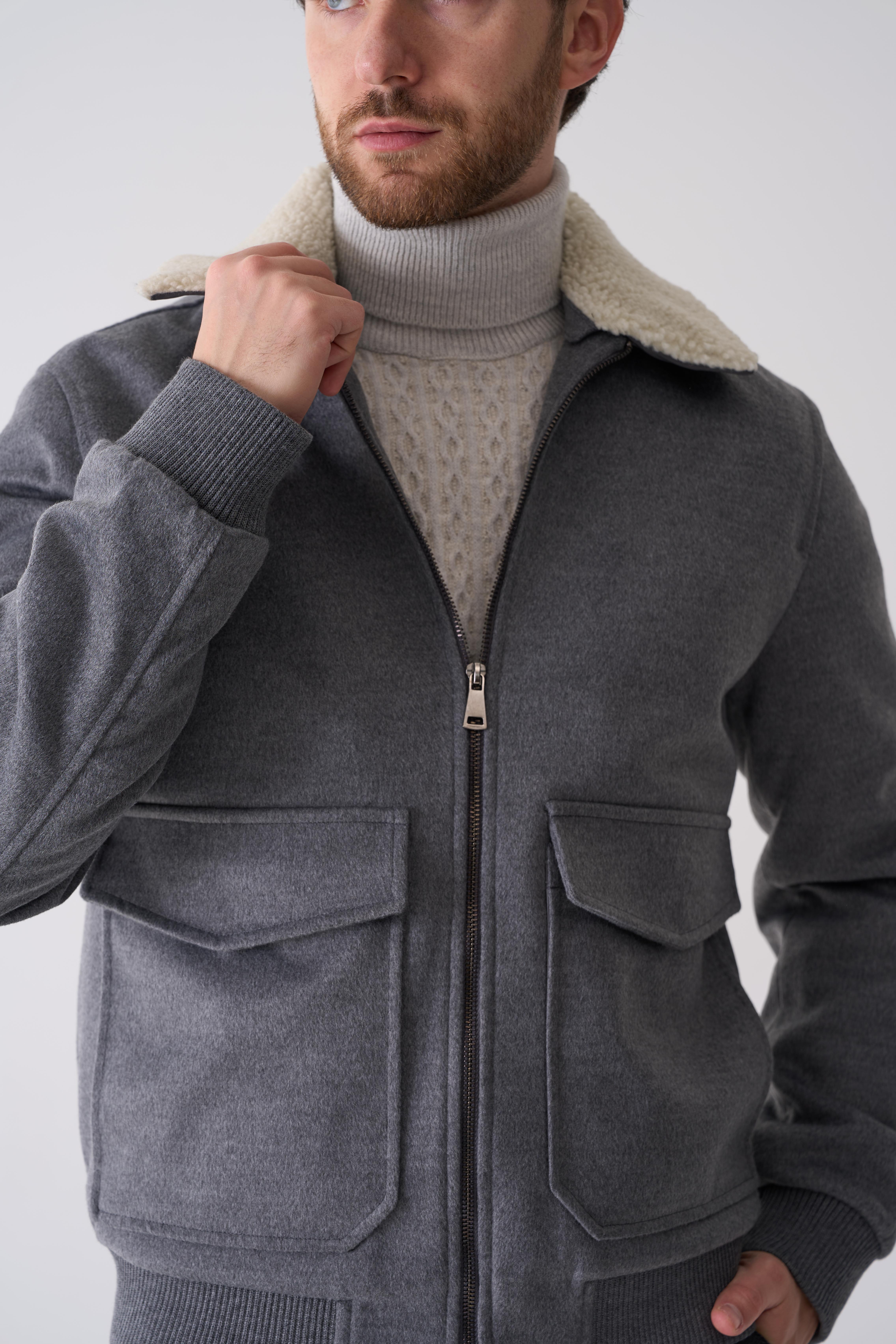 Куртка бомбер