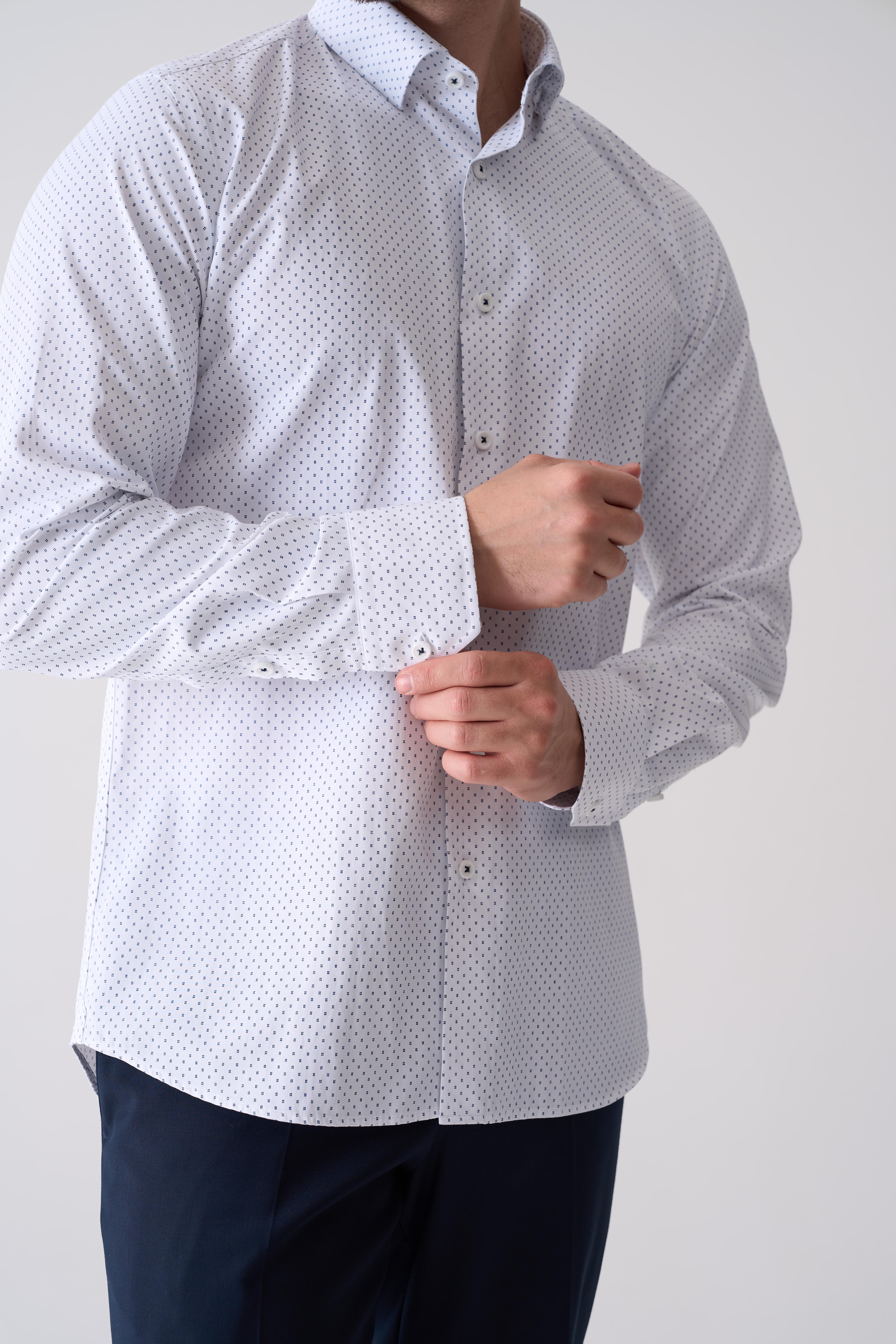 Сорочка у дрібний малюнок