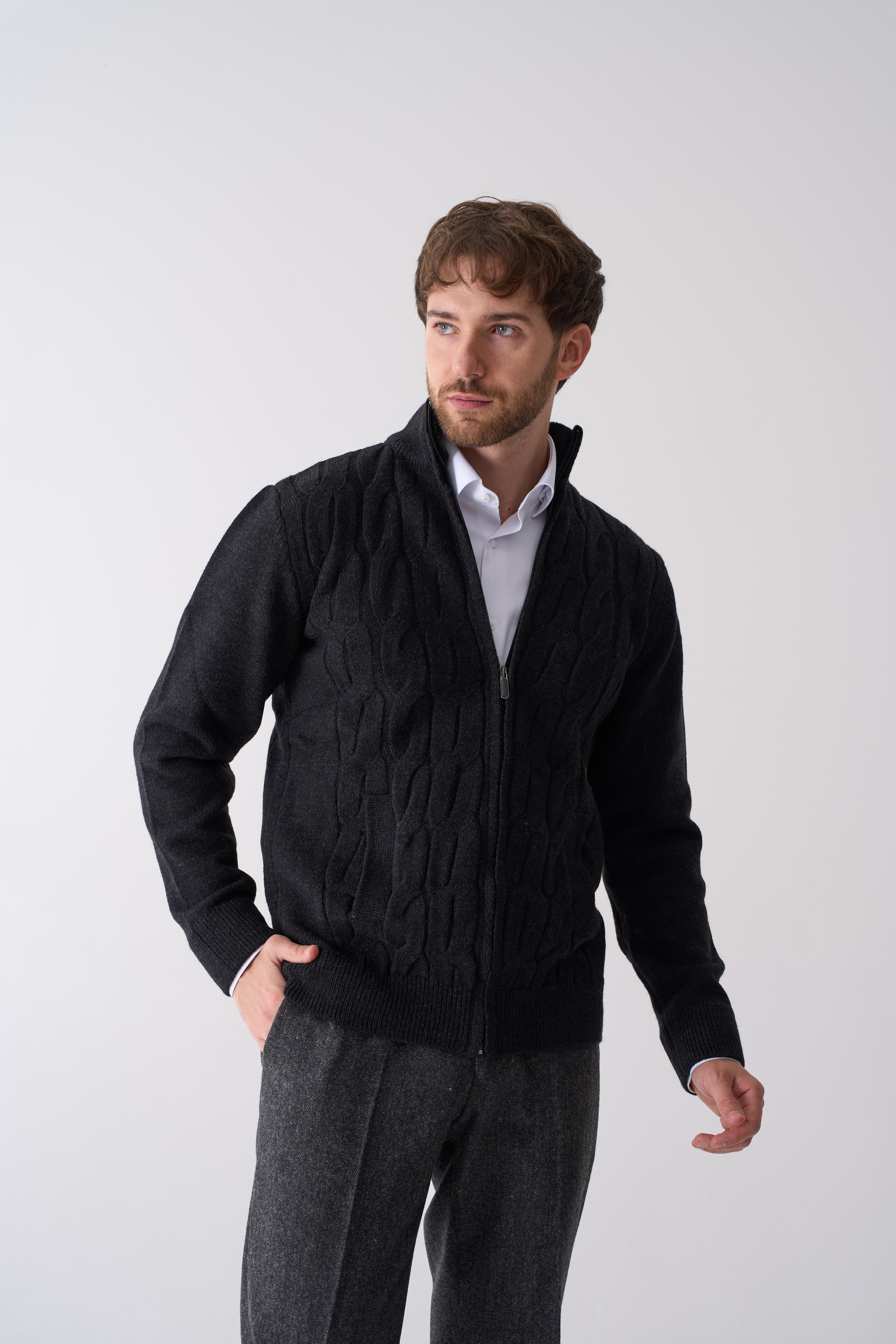 Кардиган на основі вовни